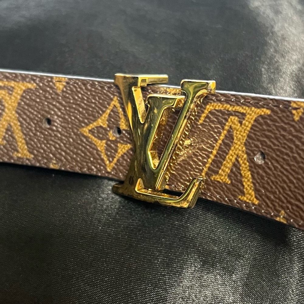 Louis Vuitton Reversable Belt